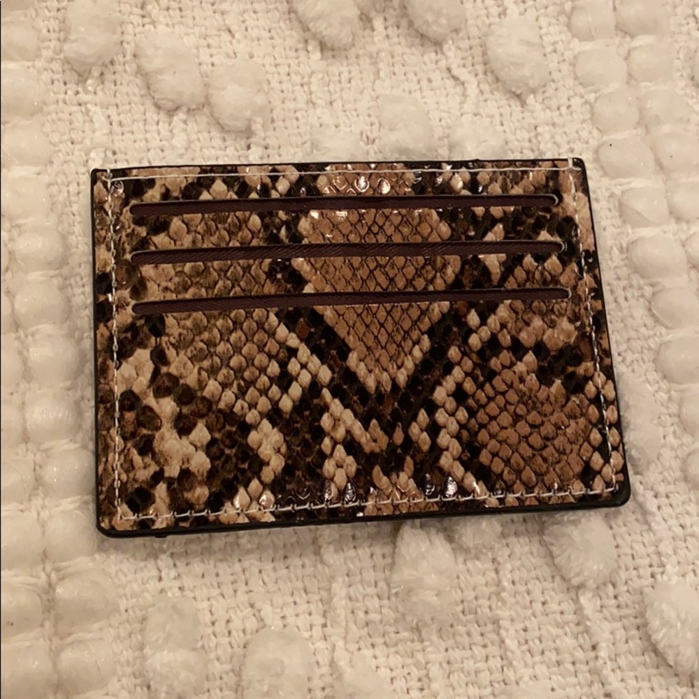 Cardholder snake skin